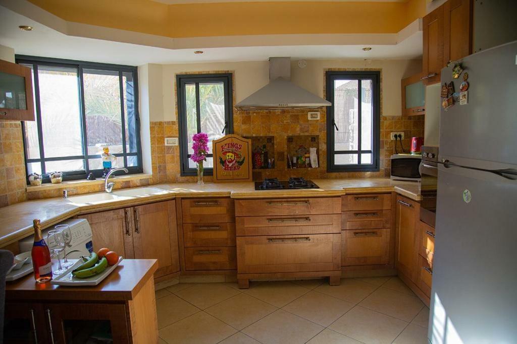 Efroni Villa Guesthouse Eilat Buitenkant foto